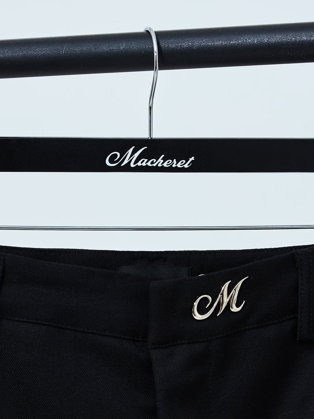 Signature dress shorts